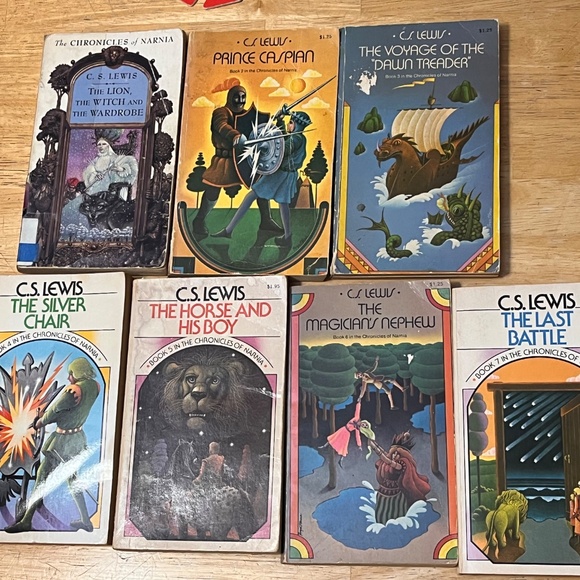 Vintage 1973 CS Lewis Chronicles of Narnia Books Set 1-7 - Picture 2 of 3